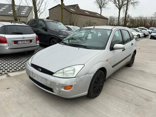 Ford Focus 1.6i •EXPORT• •HANDELAAR•