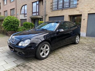 Mercedes C180 benzine, automatisch, lederen dak, pano, enz.