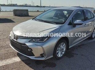 Nieuw Toyota Corolla sedan