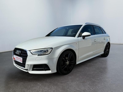 Audi A3 Sline int/ext*Navi*Leds*18''*