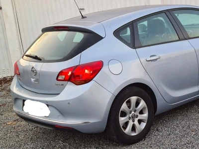 Opel astra 17cdti an2014.185mkm 1prop 4200€