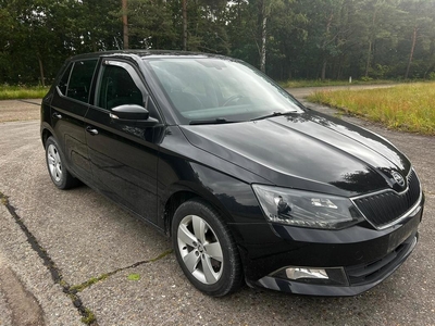 Skoda Fabia 1.0 cc benzine!!!!