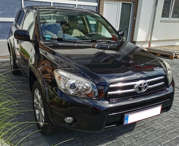 Toyota RAV4 full options - cuir, clim, etc