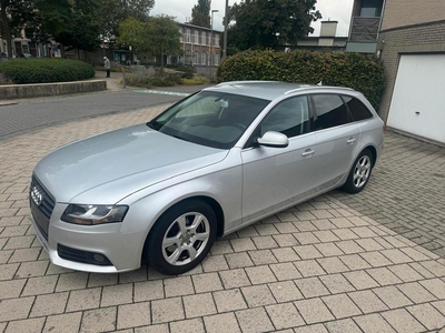 AUDI A4 2.0 TDI 2011 227000KM AIRCO NAVI ZOMEENEMEN EURO5