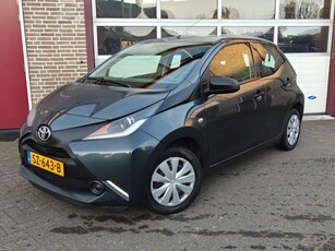 Toyota Aygo 1.0 VVT -i x-fun - Airco cruise control Tomtom Geen bijkom