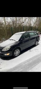 Skoda fabia 1.2tdi diesel année 2013 avec 207.000km euro 5