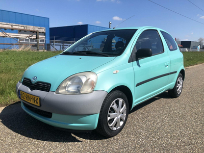 Toyota Yaris 1.0-16V VVT-i Terra