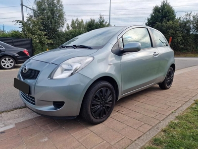 Toyota Yaris 1.0i Benzine Slechts 38.000km Carpass Gekeurd