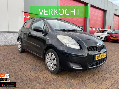 Toyota Yaris 1.3 VVTi Aspiration VERKOCHT!!AIRCO| NW APK|TREKHAAK|5 DEURS