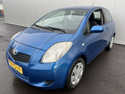 Toyota Yaris 1.3 VVTi Sol