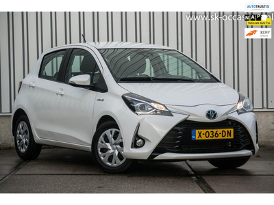 Toyota Yaris 1.5 Hybrid Dynamic NAVI Keyless PDC Cruise