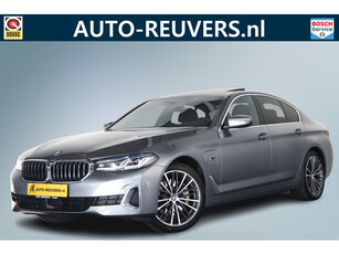 BMW 5 Serie 530e xDrive Luxury Line / Opendak / Leder / Pilot assist / LED / HUD