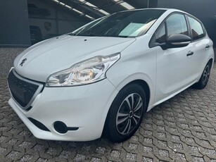 Peugeot 208 Benzine - 5 deurs/Slechts 48000 km