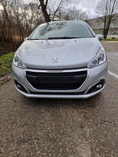 Peugeot 208 Puretech 1.2 - Allure