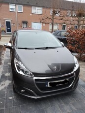 Te koop: Peugeot 208(2018) – Betrouwbaar, Stijlvol en Zuinig