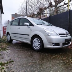 Toyota corolla benzine van eerste eigenaar met weinig km. Ge