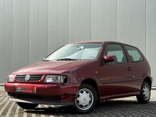 Volkswagen Polo 1.0i