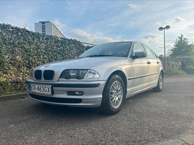 BMW 2001 318i 1,9 benzine euro4