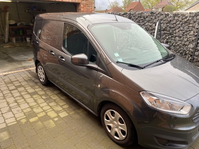 Ford Transit Courier 82000 km