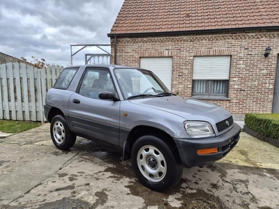 Toyota Rav4 2.0 Benzine Automaat Bj 1995 149000km 4x4