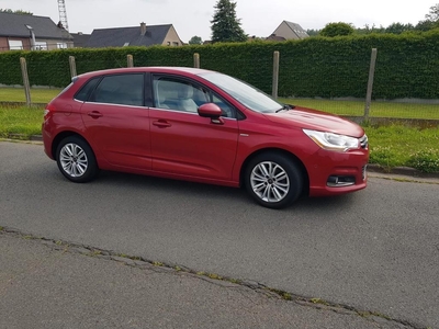 Citroen C4 Exlusive 1.6 Benzine. Van 2014. Met 248000 km