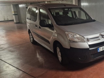 Citroen berlingo 2012 1.6 benzine klaar voor registratie