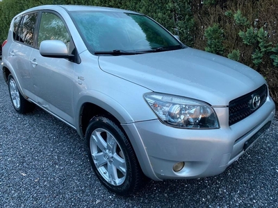 Toyota rav4 2.2D utilitaire 4X4 export