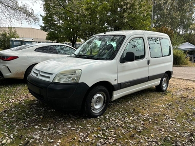 Citroën Berlingo 5 place essence