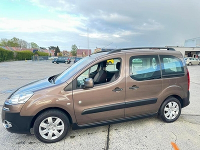 Peugeot Partner tepee * 1.6 e-HDi* 2012* 180.000 km* A/C* 92