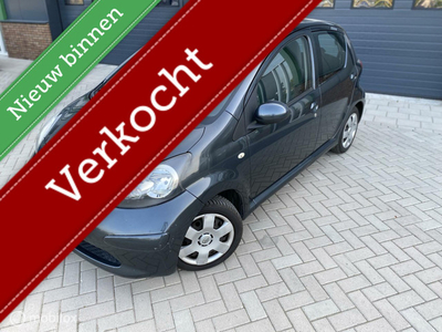 Toyota Aygo 1.0-12V + 2007 Grijs Automaat 5 DRS Airco sport