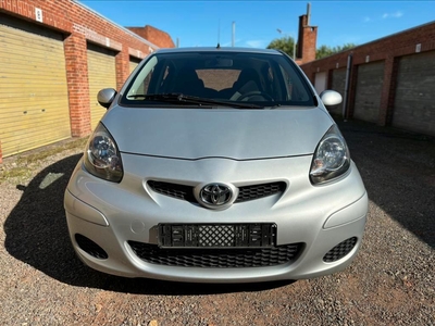 Toyota Aygo 1.0 Benzine 149000 km Gekeurd Voor Verkoop