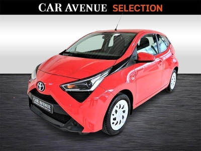 Toyota Aygo x-Play2 1.0 VVT-i 53 kW