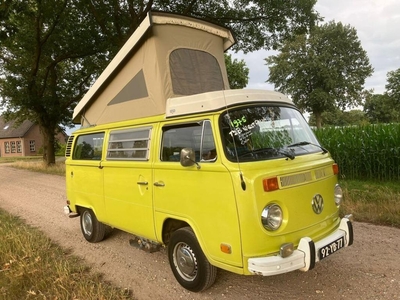 Volkswagen T2b Westfalia campmobile