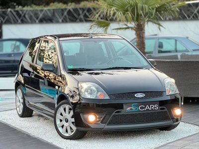 Ford Fiesta ST 2.0i ** 078.000 km ** 150 pk ** Airco **