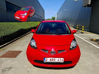 Je vends une Toyota Aygo