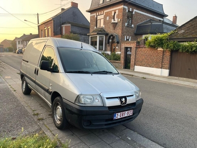 PEUGEOT EXPERT 1.9 DIESEL 112.000 KM PRÊT À IMMATRICULER