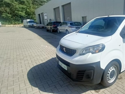 Peugeot Expert L2 120pk 1.5 BlueHDi 2020 9900€ netto