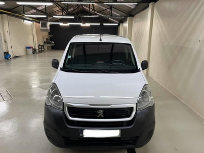 Peugeot Partner 1.6D 03/2018 120.000km