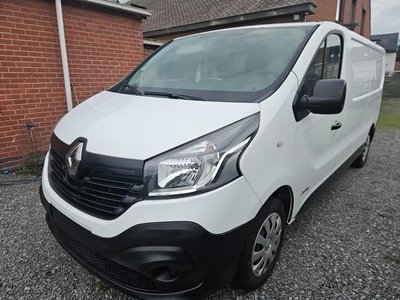 Renault trafic 1.5 dci mag ook in lez zone zeer proper