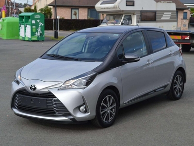 Toyota Yaris 1.5i Dual VVT-iE Y20 (bj 2019)