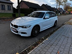 BMW 318i M-PACK BENZINE