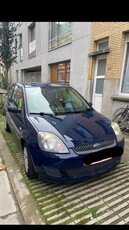 Ford fiesta 1.2 benzine AIRCO