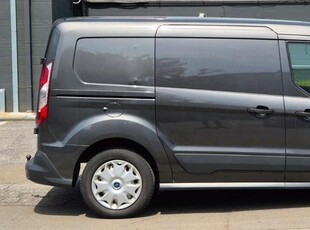 Ford transit connect Long châssis 3plcs 210mkm 5900€