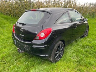 Opel Corsa D 2008 1.2Benzine