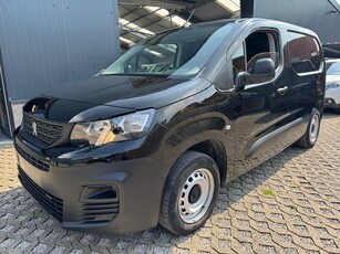 Peugeot Partner Bestelwagen - 3 zit/Airco/slechts 34000 km