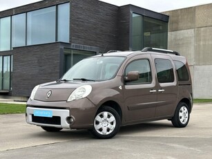 Renault Kangoo 1.6i 2012 met 126000km 5 zitplaatsen | 107 pk