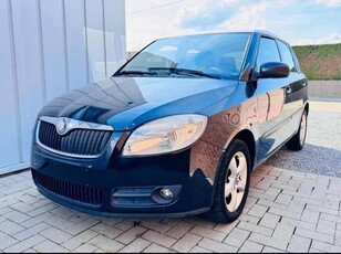 Skoda fabia 1.2i benzine 06/2010 euro5 170.000km