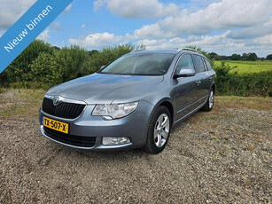 Skoda Superb Combi 1.8 TSI Elegance AUTOMAAT! zeer mooi