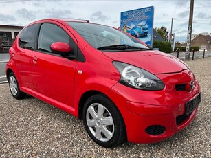 Toyota aygo 1.0 benzine jaar 2011 euro 5 met airco