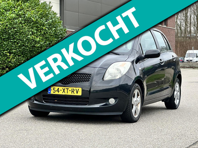 Toyota Yaris 1.3 VVTi Luna 5DR*Climate*11-01-2025 APK*NAP*LM velgen*Dealer onderhouden*